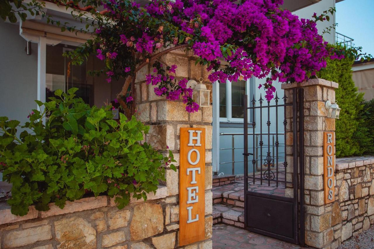 Rondos Hotel هيماري المظهر الخارجي الصورة