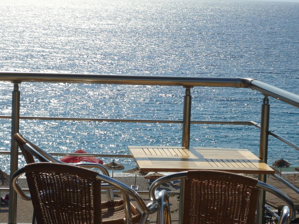 Rondos Hotel هيماري الغرفة الصورة