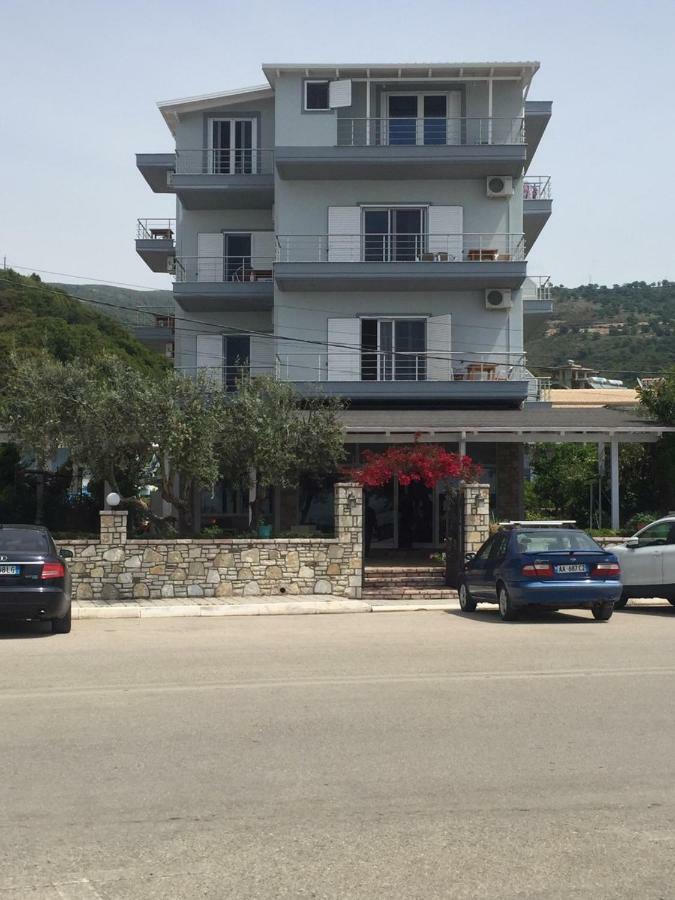 Rondos Hotel هيماري المظهر الخارجي الصورة