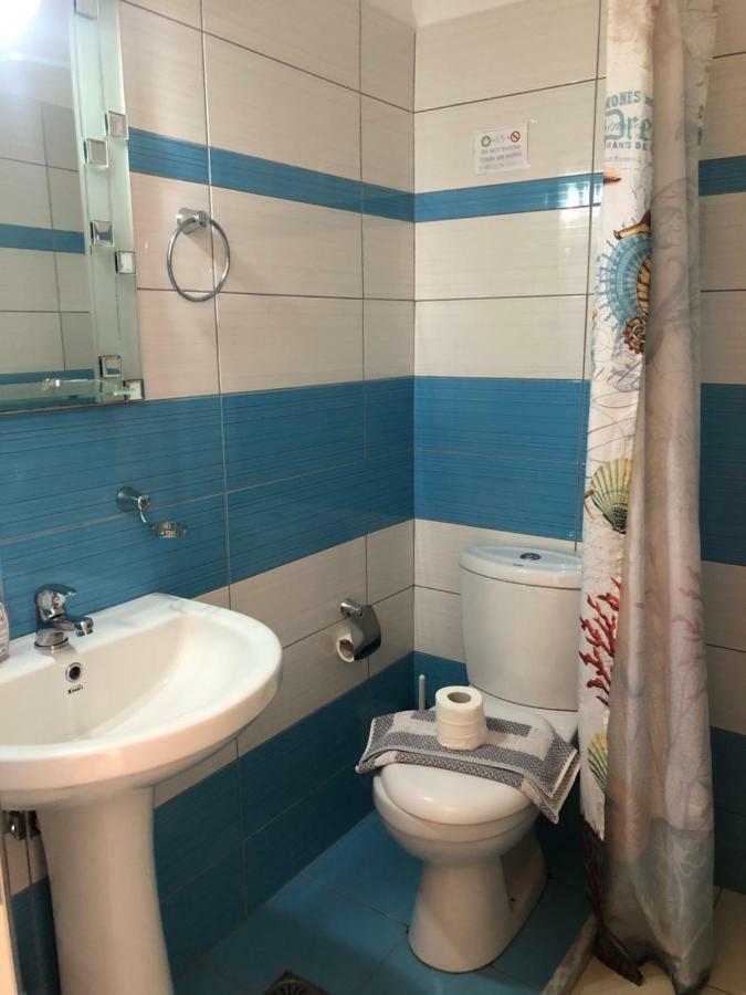 Rondos Hotel هيماري المظهر الخارجي الصورة